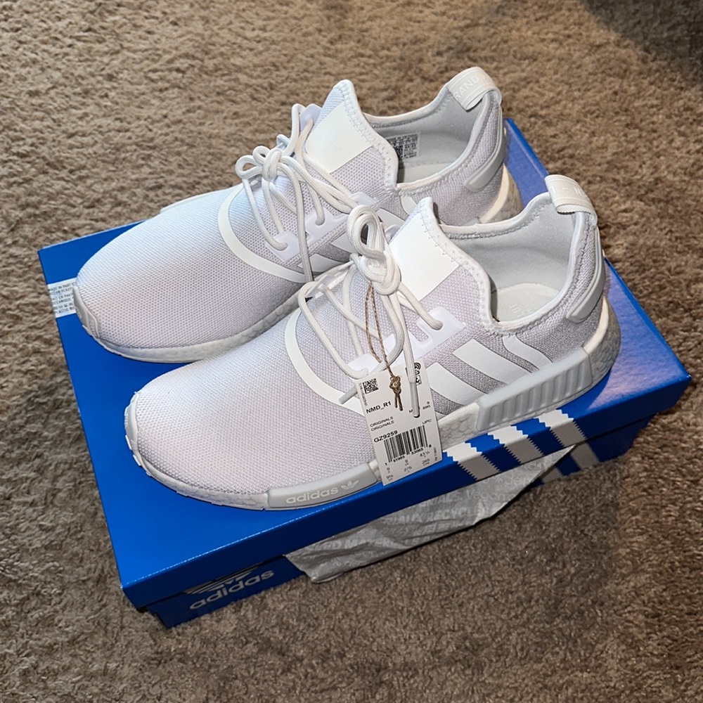 White Adidas NMS R1 men’s 9.5 NWT NEW IN BOX